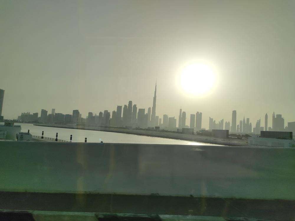 Dubai All Buildings with burj Khalifa and other famous Building in the morning and watching the best place take a pic from the bus with a morning sun pic and enjoy D Vlog Dubai and Blogs from D Vlog Dubai